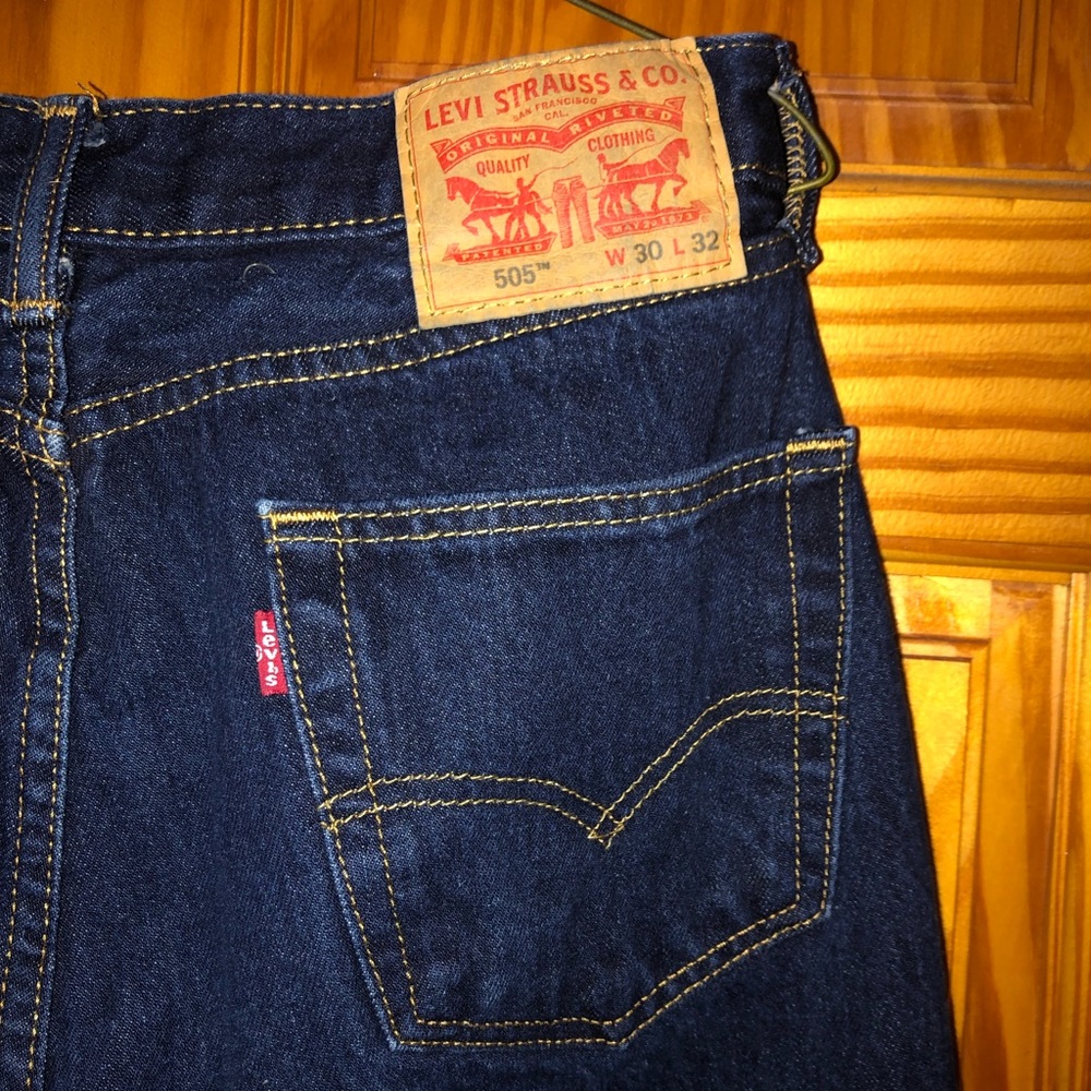 Men’s Levi jeans, blue, 30x32.